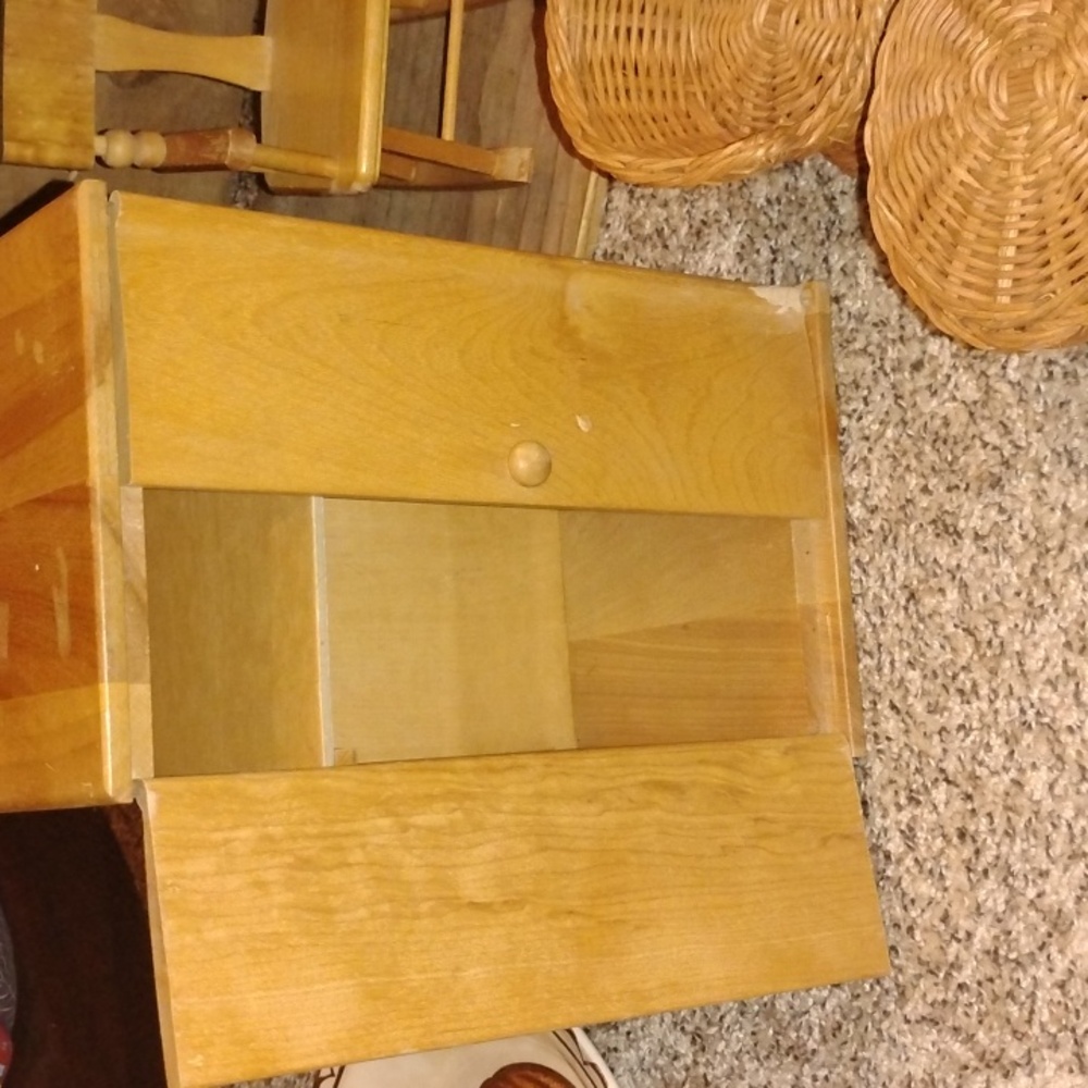 Vintage STROMBECKER Natural Wood and Wicker DOLLHOUSE Lot 14 Pieces TLC - Picture 9 of 10